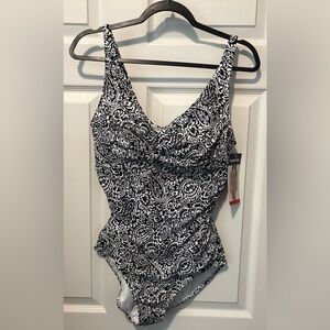 Lands' End Black and White Paisley One Piece Swimsuit